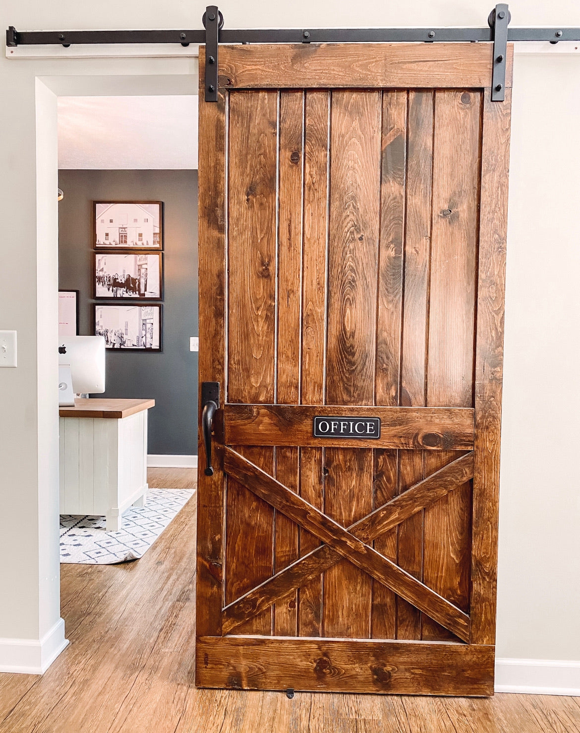 Wood Decorative Barn Doors